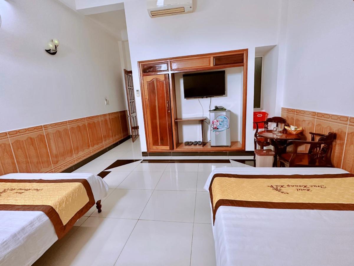 Truc Hoang Ha Hotel Tỉnh Kontum Exteriér fotografie