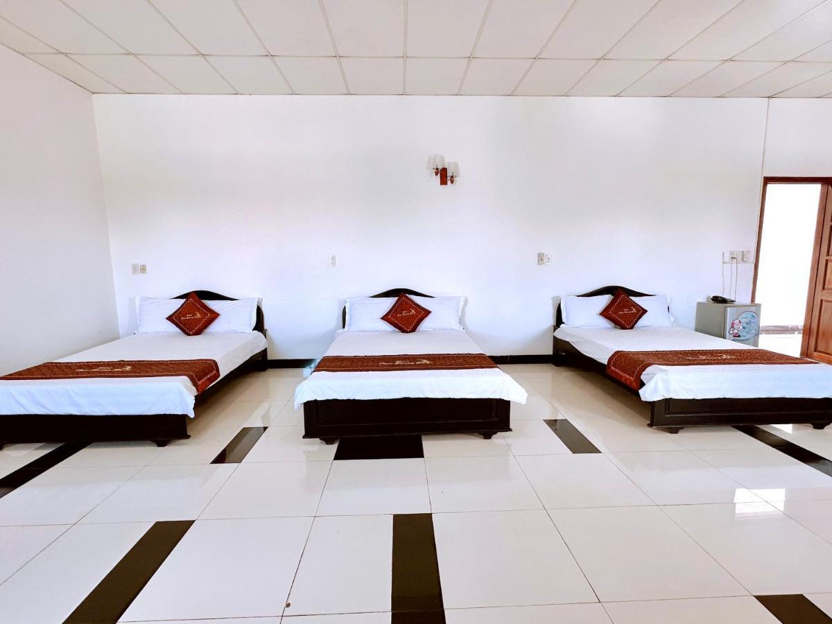 Truc Hoang Ha Hotel Tỉnh Kontum Exteriér fotografie