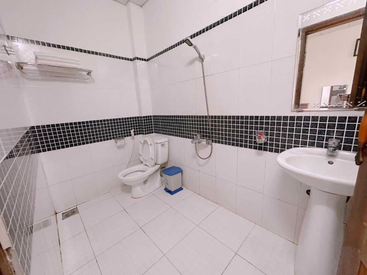 Truc Hoang Ha Hotel Tỉnh Kontum Exteriér fotografie