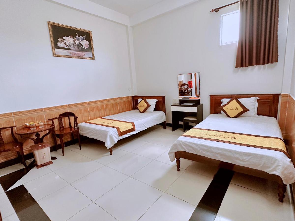 Truc Hoang Ha Hotel Tỉnh Kontum Exteriér fotografie