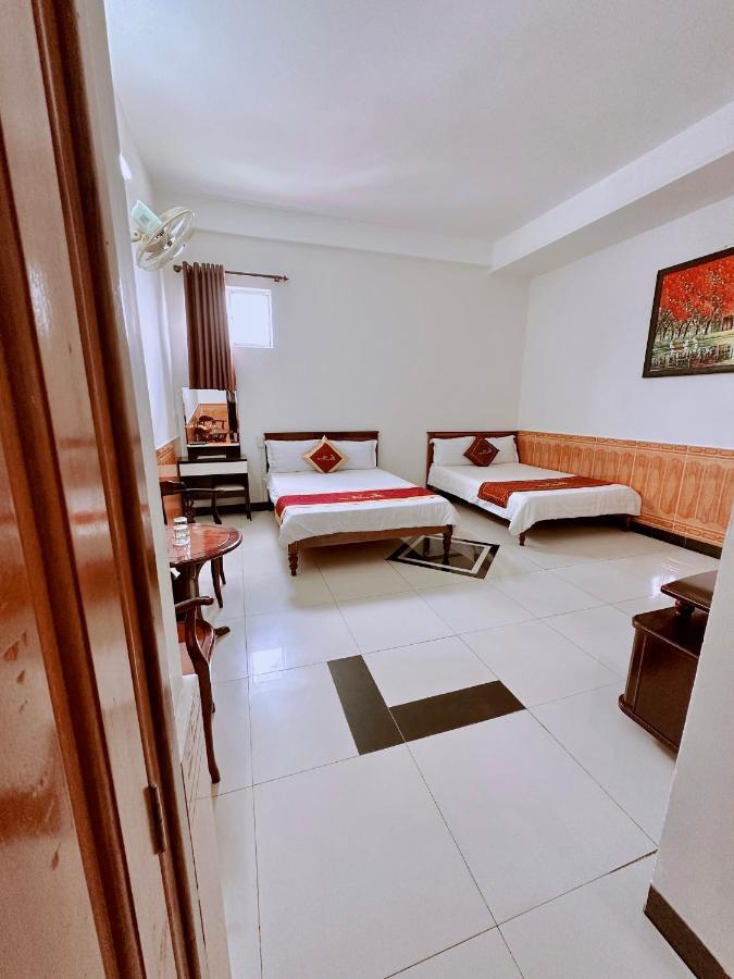 Truc Hoang Ha Hotel Tỉnh Kontum Exteriér fotografie