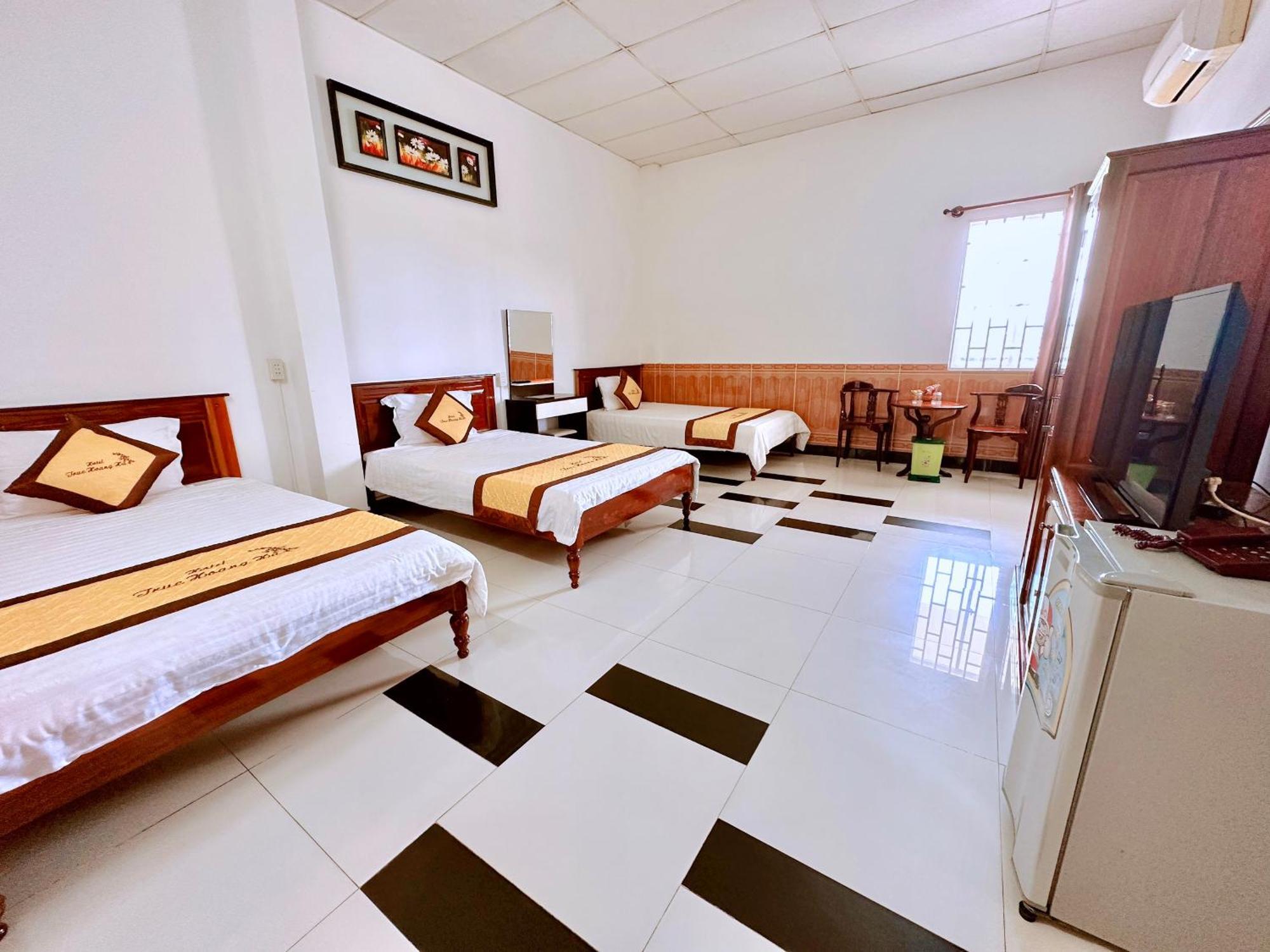 Truc Hoang Ha Hotel Tỉnh Kontum Exteriér fotografie